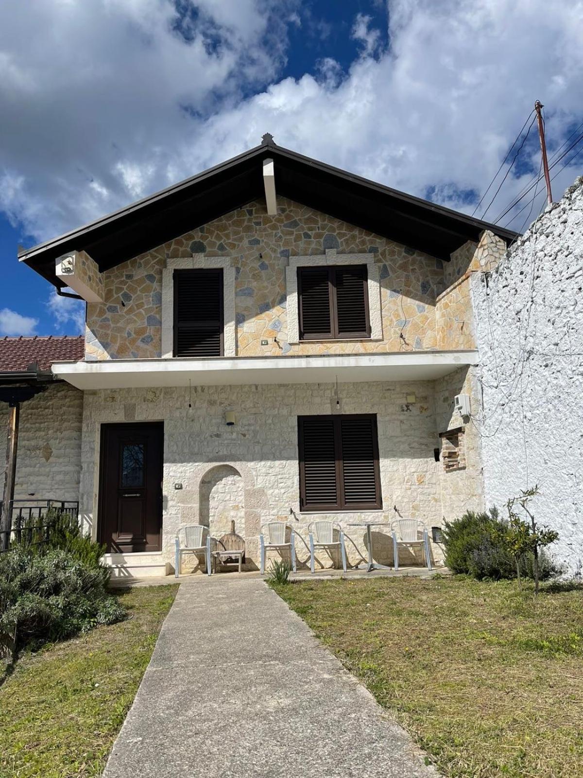 Stone Ballabanac Apartment Kruje